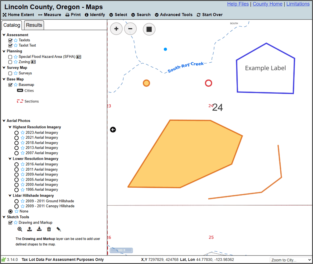 An example of sketches that users can add to their map, including points, lines, and polygons.